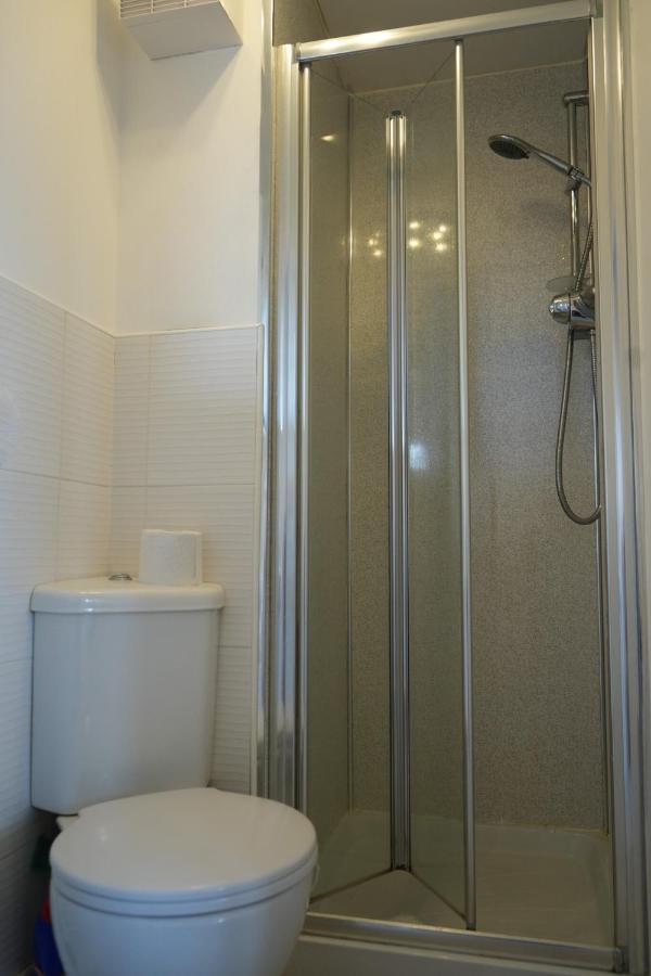 Modern Apartment Ayr Town Centre Prestwick Exterior photo